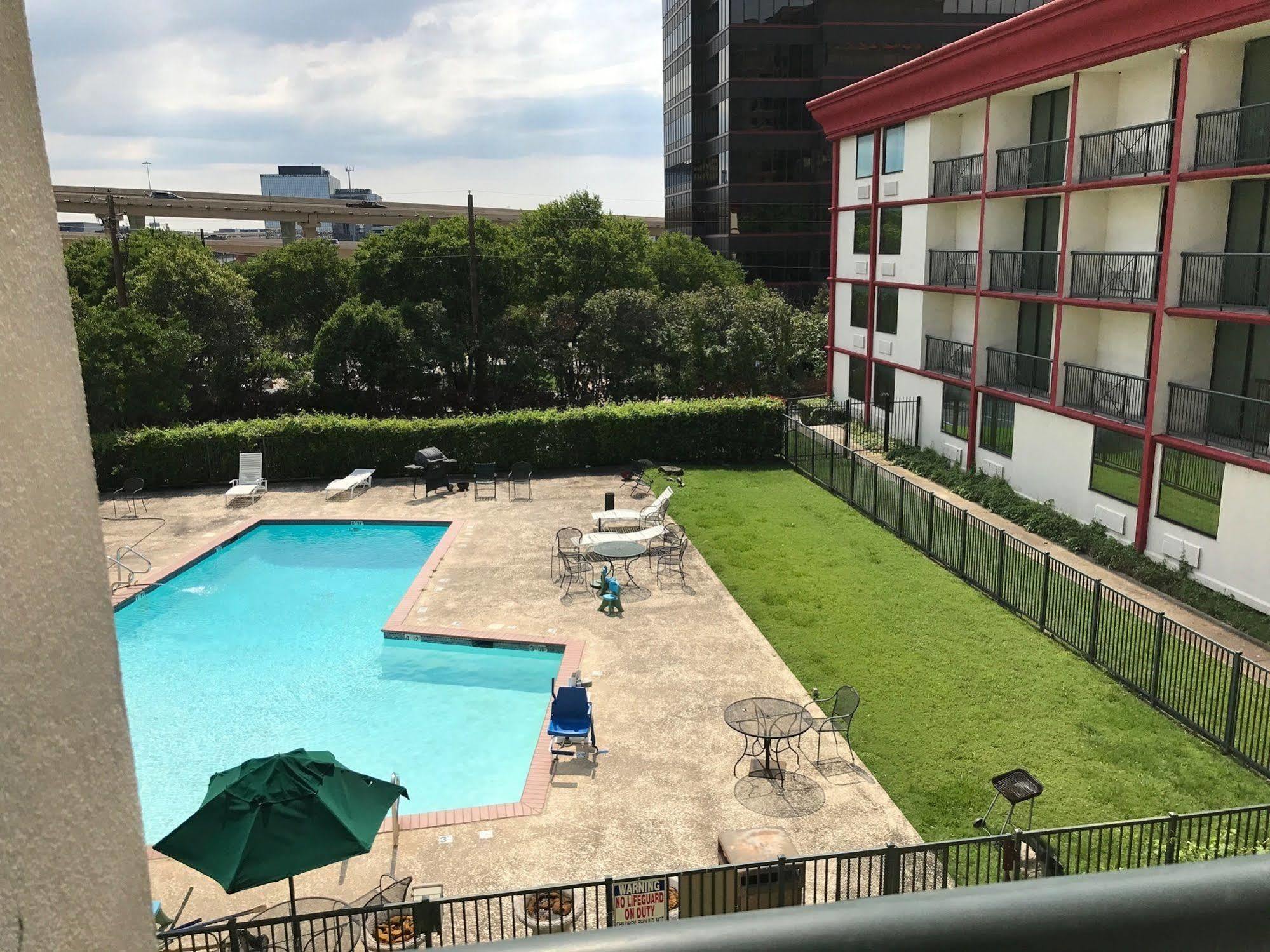 Gateway Hotel Dallas Park Central Kültér fotó