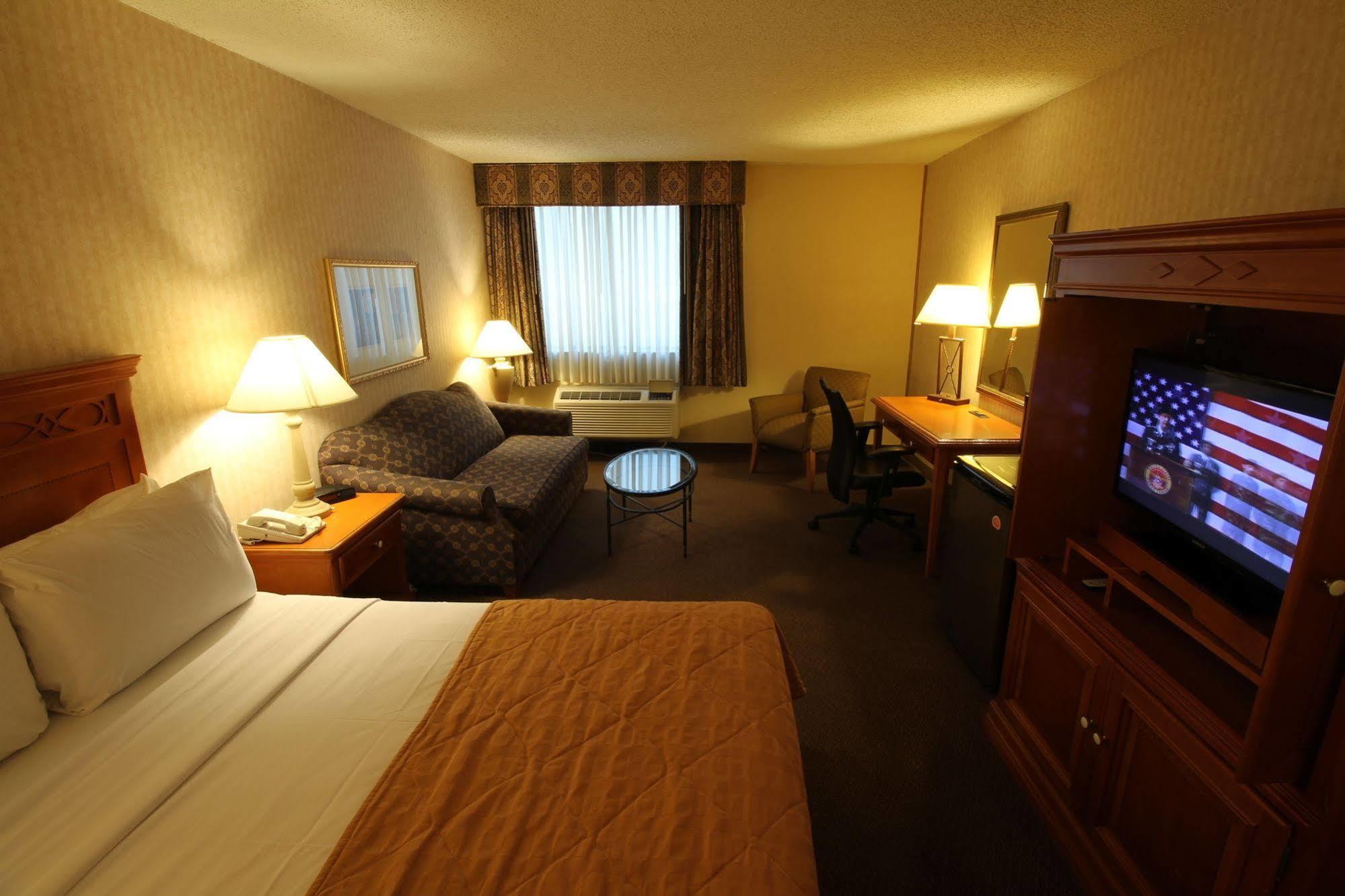 Gateway Hotel Dallas Park Central Kültér fotó